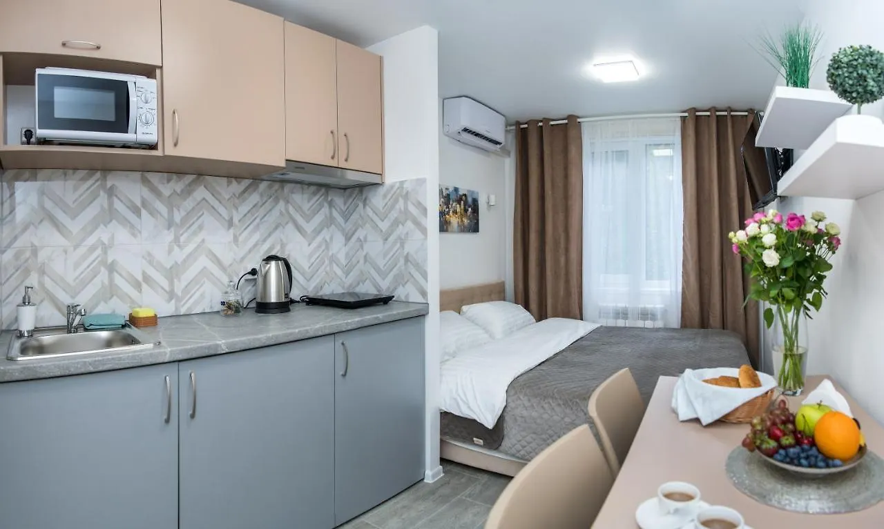 Myfreedom Apartments: Metro Klovska, Near Military Hospital Kyiv
